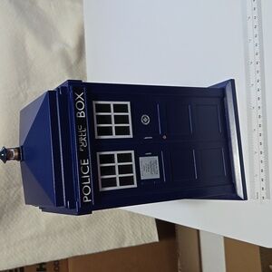 Blue Police Box - TARDIS Doctor Who